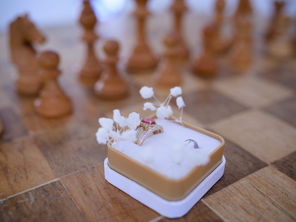photo de préparatifs mariage Villemoustaussou - Laetitia Bellandi photographe. Alliances