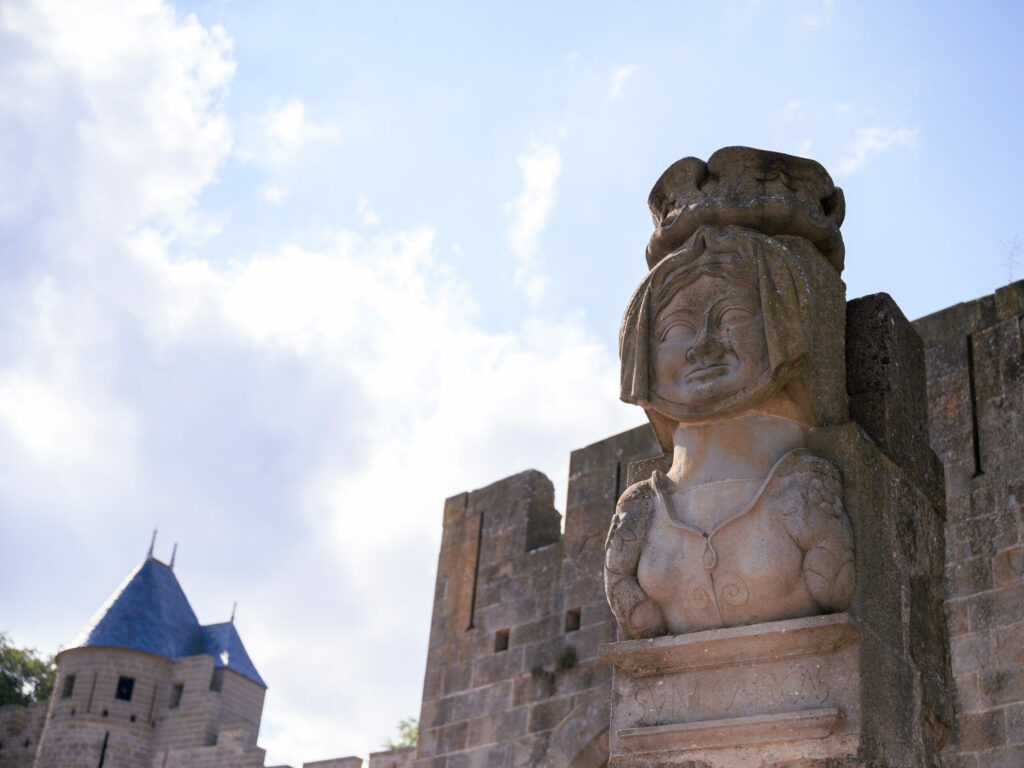 Photographie de paysage - Cité de Carcassonne Photo du buste de Dame Carcas.