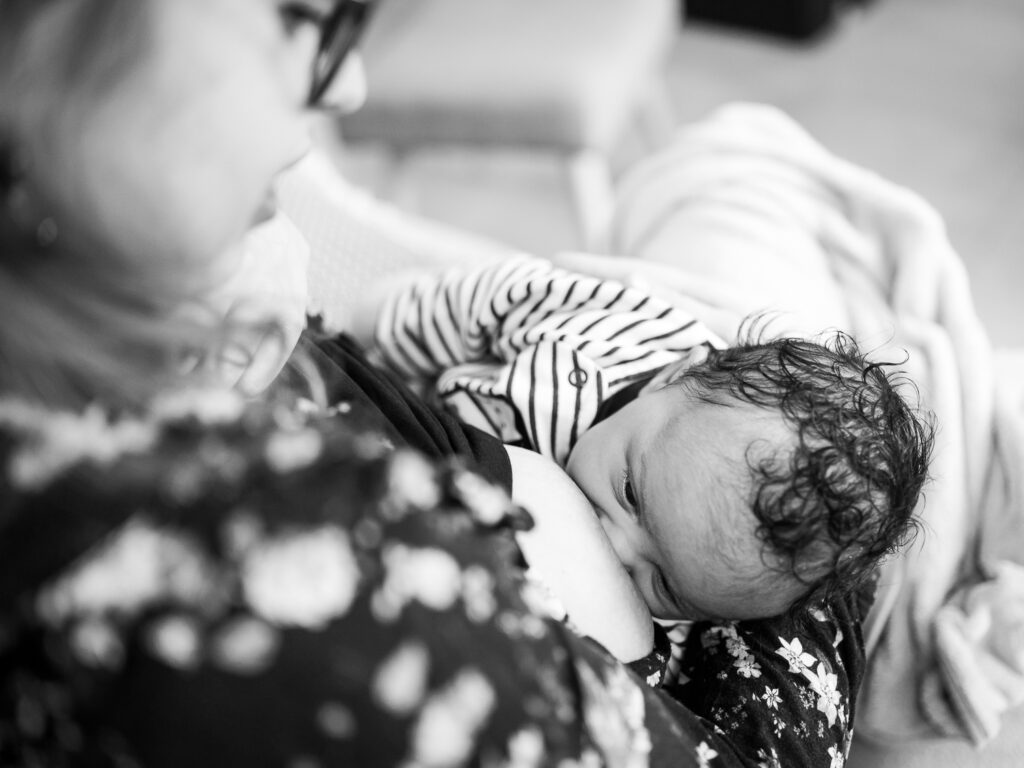 Séance photo nouveau-né à domicile Photographe photo bébé Carcassonne