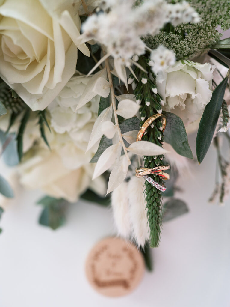 Mariage à Garidech. préparatifs, Haute-Garonne. Photographe mariage Toulouse.