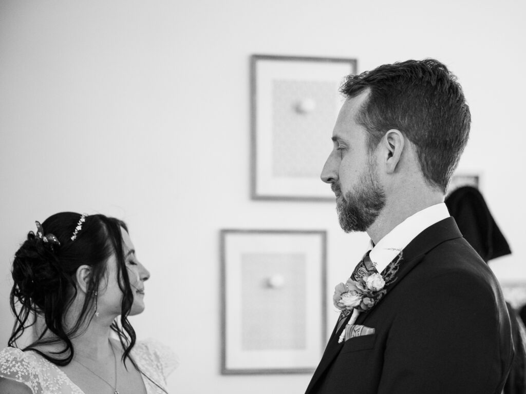 Mariage au Château La Bastide Rouge Peyre à Pennautier Robe de mariée L'invitation Carcassonne