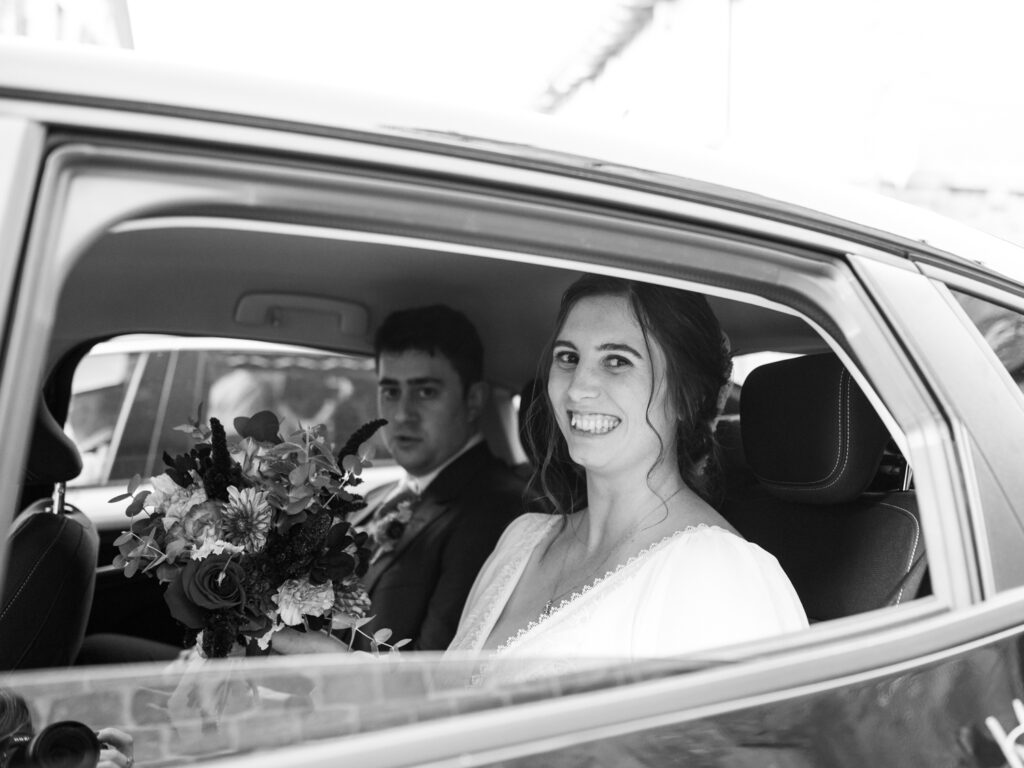 Mariage au château de Villerambert à Caunes-Minervois, Aude. Mariage à l'automne. Cérémonie religieuse à la Basilique Saint Nazaire, à la cité de Carcassonne