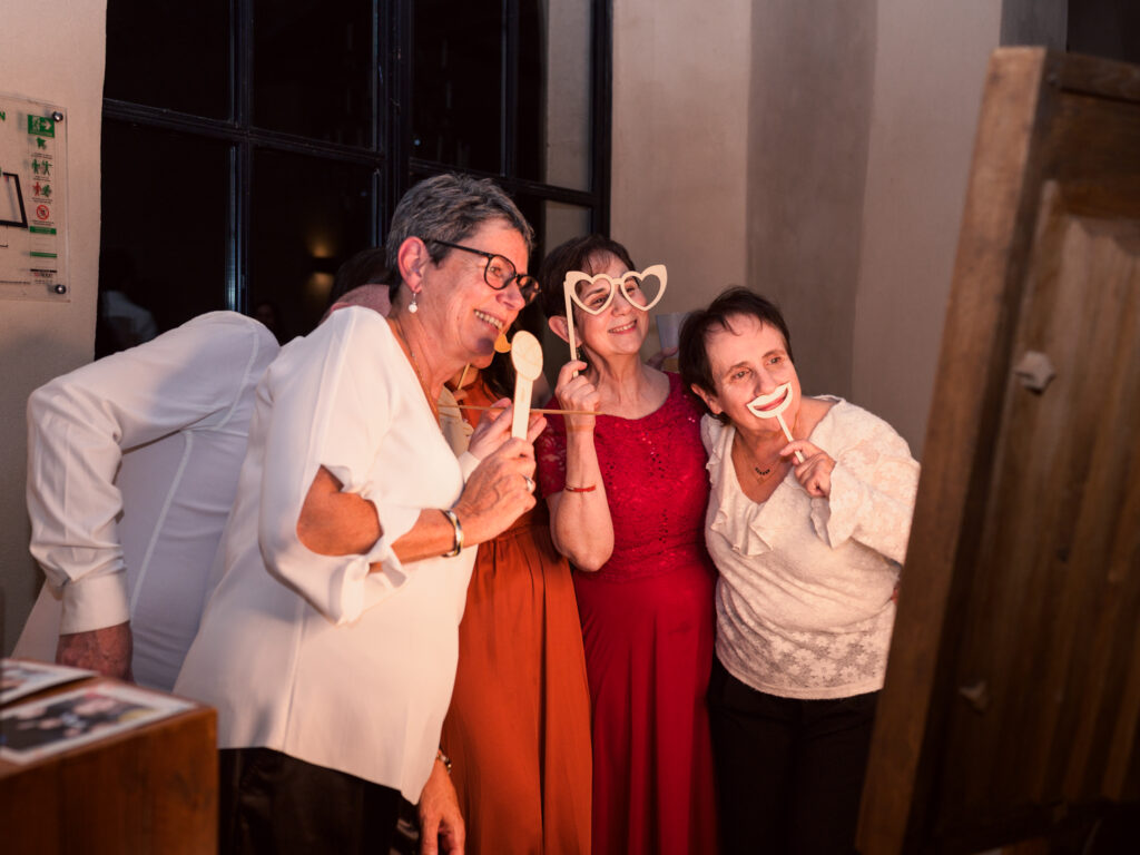 Mariage au château de Villerambert à Caunes-Minervois, Aude. Mariage à l'automne. soirée et photobooth